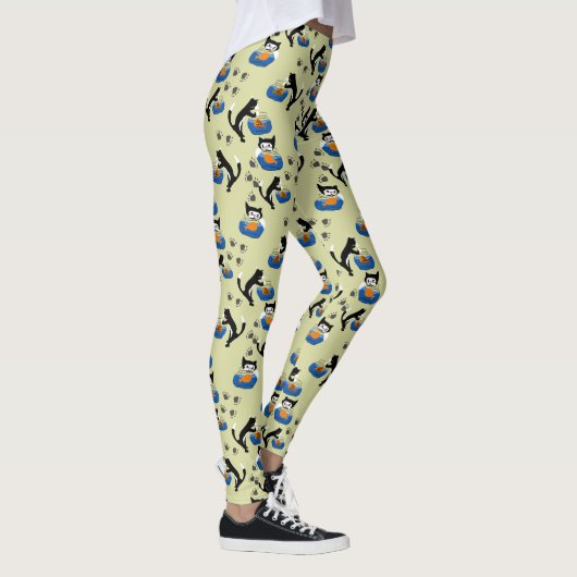 Cat and a Fishbowl Leggings レギンス (右)