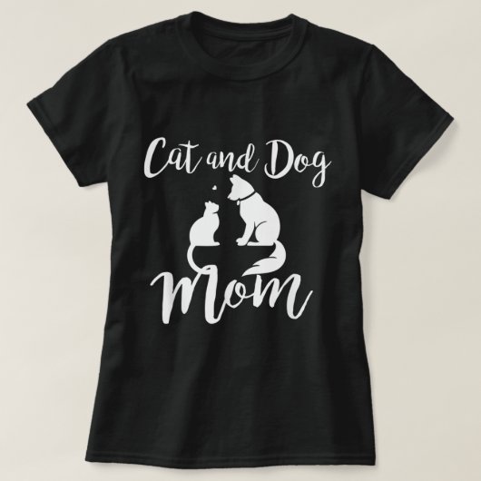 Cat and Dog Mom Pet Lover Design Tシャツ (デザイン正面)