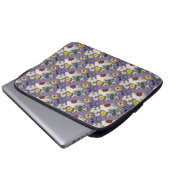 Cat and flowers Laptop Sleeve 13" ラップトップスリーブ (正面下部)