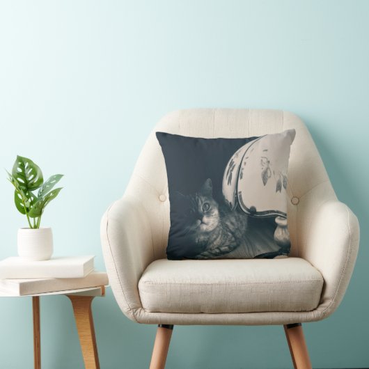 Cat and Lamp Noir Style Photograph クッション (椅子)