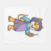 Cat as Hairdresser with Scissors フリースブランケット (正面(横))