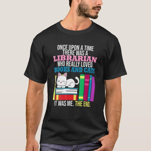 Cat Book Feline Owner Reader Bookworm Tシャツ (正面)