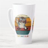 CAT DAD CLUB / おもしろレトロ音楽家 カフェラテマグ (左アングル)