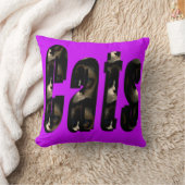 Cat Dimensional Logo、マゼンタスロークッション。 クッション (ブランケット)
