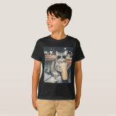 Cat drinking iced coffee funny animal meme men tシャツ (正面フル)