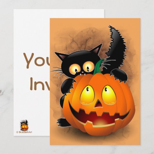 Cat Fun Halloween Character biting a Pumpkin   招待状 (正面/裏面)