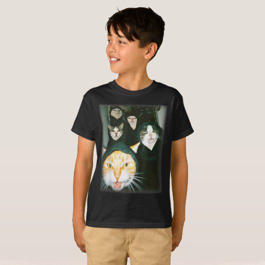 Cat Gang Meme Funny Chaotic Cats Unhinged Feline H Tシャツ (正面フル)