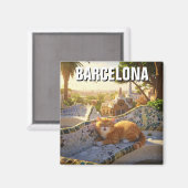 Cat in Barcelona Spain Park Guell Travel マグネット (正面/裏面)