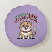Cat in Energy Saving Mode ラウンドクッション (裏面)