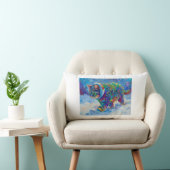 Cat in Snow Wearing Ear Muffs Throw ランバークッション (椅子)