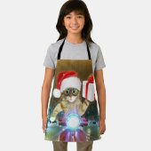 Cat in the Santa Claus hat delivers Christmas gift エプロン (インサイチュ)