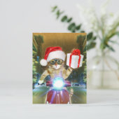 Cat in the Santa Claus hat delivers Christmas gift ポストカード (スタンド正面)