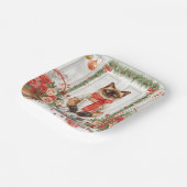 Cat is arranging Christmas Flowers ペーパープレート (傾斜あり)