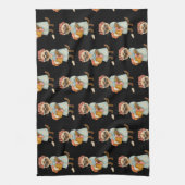 Cat is going to laundry キッチンタオル (縦)