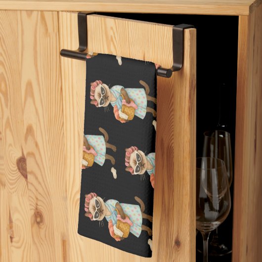 Cat is going to laundry キッチンタオル (三つ折り)