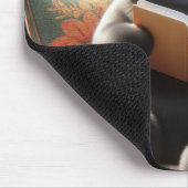 Cat is reading a book on sofa マウスパッド (コーナー)