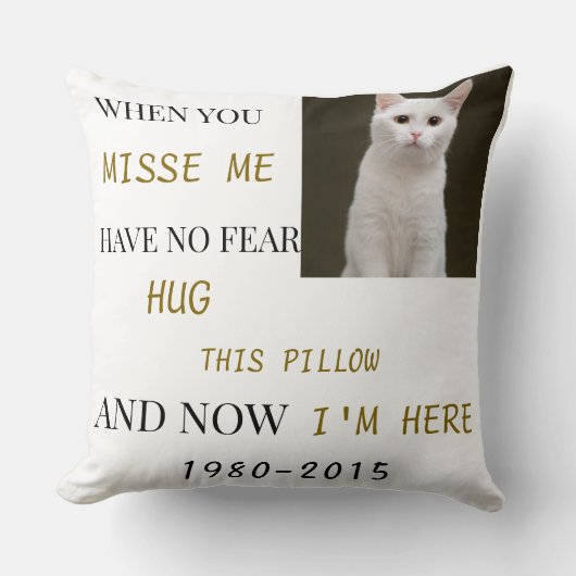 Cat Memorial Pillow – Forever in Our Hearts クッション (正面)