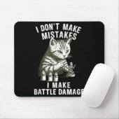 Cat Miniature Painter Battle Damage Funny Miniatur マウスパッド (マウス)