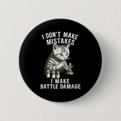 Cat Miniature Painter Battle Damage Funny Miniatur 缶バッジ (正面)