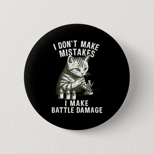 Cat Miniature Painter Battle Damage Funny Miniatur 缶バッジ (正面)