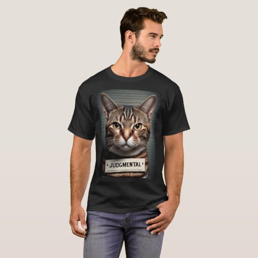 Cat Mugshot  Judgmental  Cat Dad or Cat Mom Tシャツ (正面フル)