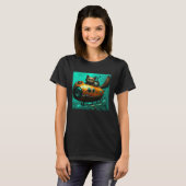 Cat on a submarine in water Unusual situation Tシャツ (正面フル)