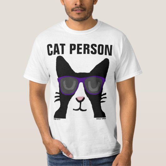 CAT PERSON，サングラスTシャツ付きパンダ子猫 Tシャツ (正面)