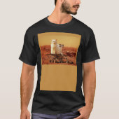 Cat Riding Mars Rover on Foreign Landscape Tシャツ (正面)
