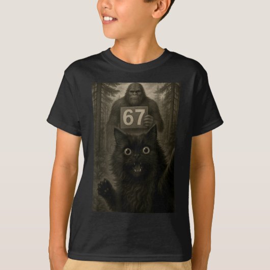 Cat Selfie 67 Meme Six Seven Funny Bigfoot  Tシャツ (正面)