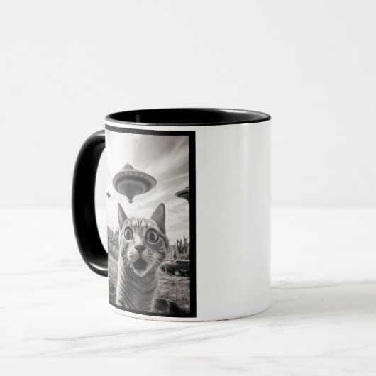 Cat Selfie Alien Invasion  マグカップ (正面左)