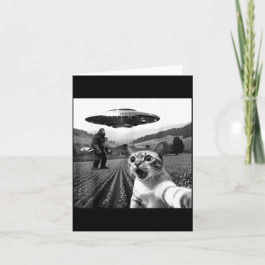 Cat Selfie With Alien Ufo Funny Cat Alien Bigfoot  カード (正面)