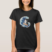 Cat surfing a Wave eating Sushi in Japanese Style Tシャツ (正面)