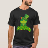 Cat The Ultimate Guide to Celebrating St Patrick s Tシャツ (正面)