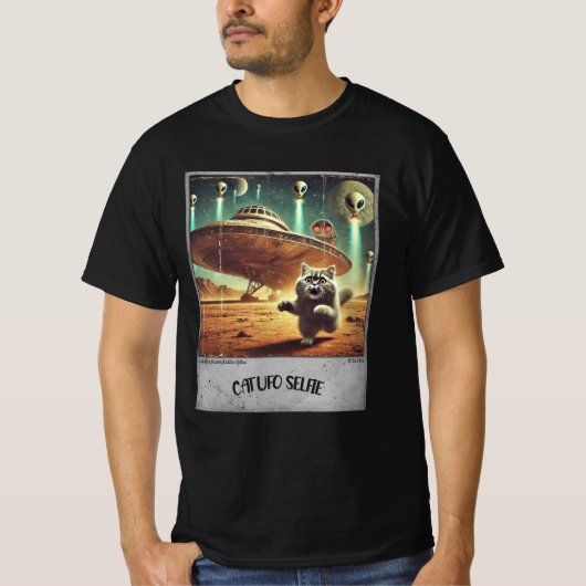 Cat UFO Selfie：怖い子猫（男Tシャツ） #10 Tシャツ (正面)
