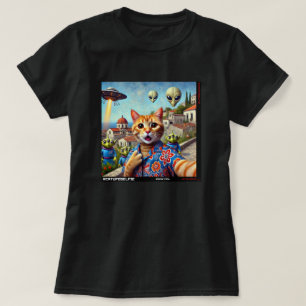 Cat UFO Selfie: Gift From The Kitten #03 Tシャツ