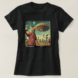 Cat UFO Selfie: Gift From The Kitten #12 Tシャツ
