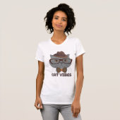 Cat Vibes – Cool Grey Cat Design Tシャツ (正面フル)