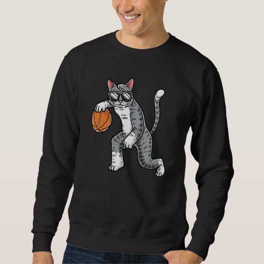 Cat With Basketball Ball Basketball Player スウェットシャツ (正面)