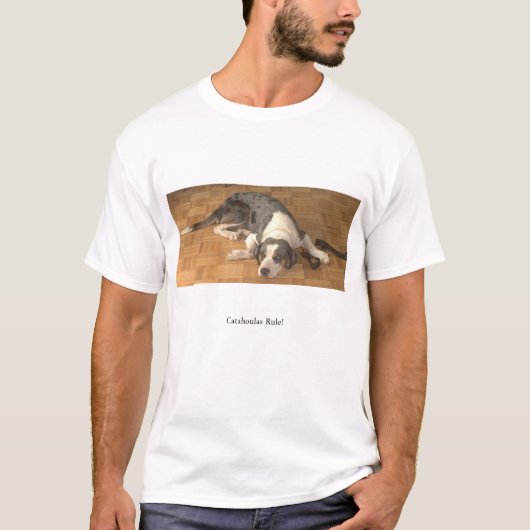 Catahoulaのヒョウ犬 Tシャツ (正面)