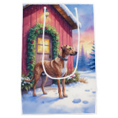 Catahoula Leopard Dog Rustic Barn Christmas Art ミディアムペーパーバッグ (裏面)