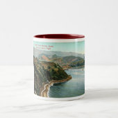 Catalinaの島、恋人の入江、カリフォルニアヴィンテージ ツートーンマグカップ (中央)