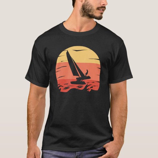 Catamaran Boat Sailing 1 Tシャツ (正面)