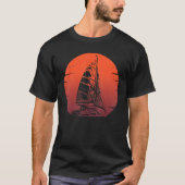 Catamaran Boat Sailing 5 Tシャツ (正面)