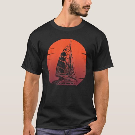 Catamaran Boat Sailing 5 Tシャツ (正面)