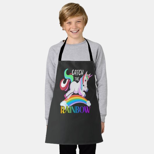 Catch the Rainbow - Unicorn Designs-15989 エプロン (着用した状態)