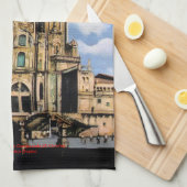 Catedral de Santiago de Compostela (A Coruña) キッチンタオル (四つ折り)