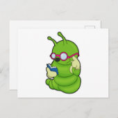 Caterpillar with Sunglasses & Book ポストカード (正面/裏面)
