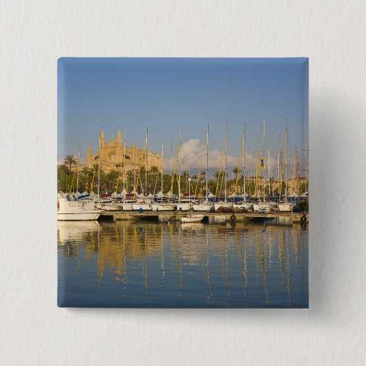 Cathedral and marina, Palma, Mallorca，スペイン 缶バッジ (正面)