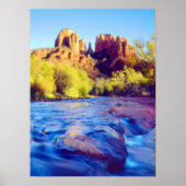 Cathedral Rock reflecting in Oak Creek, Arizona ポスター (正面)