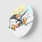 Catia Cho著ヨークシャーテリアの睡眠 ラウンド壁時計 (傾斜)